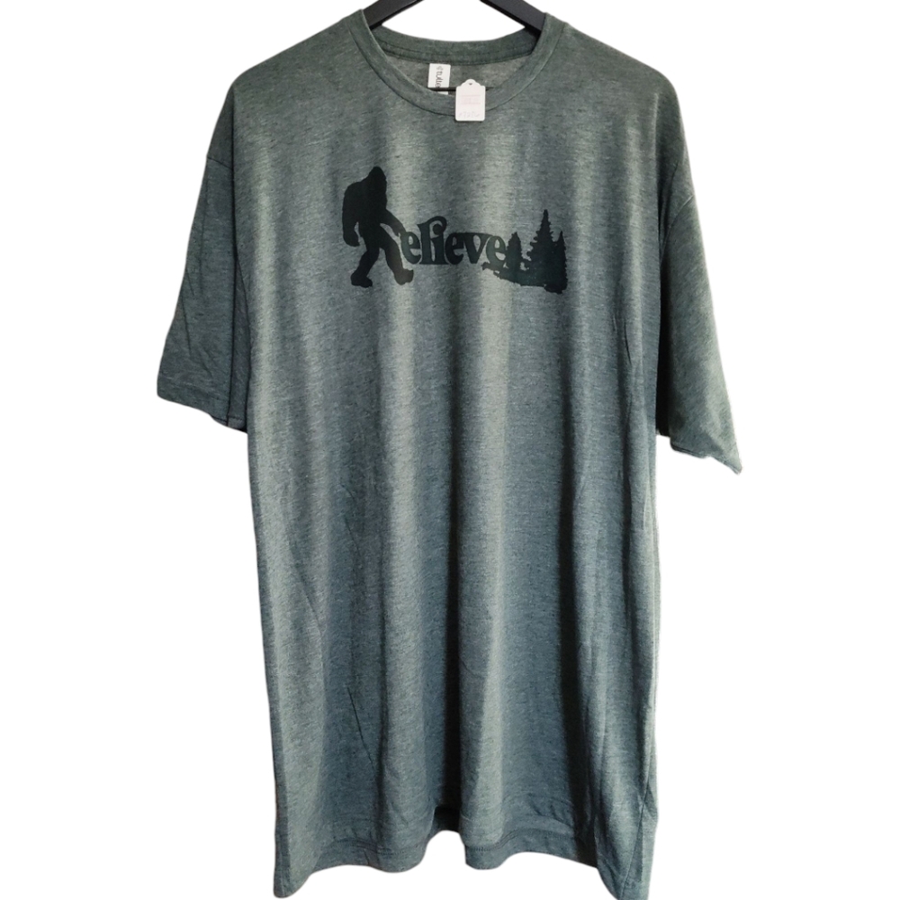 Tultex- Michigan Big Foot "Believe" T-Shirt Size XXL Unisex